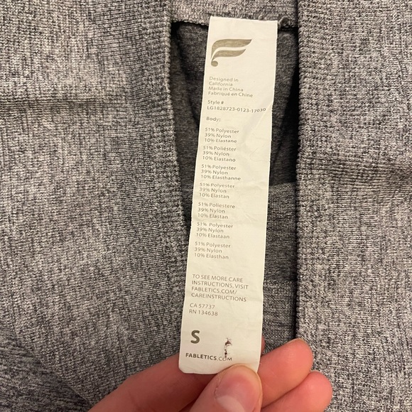 Fabletics Seamless Leggings - Picture 5 of 6